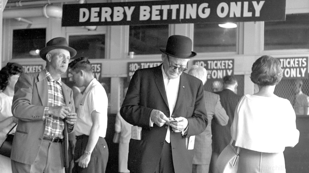Kentucky Derby Odds: Fixed Odds vs. Pari-Mutuel - Why Smart Bettors Lock In Early